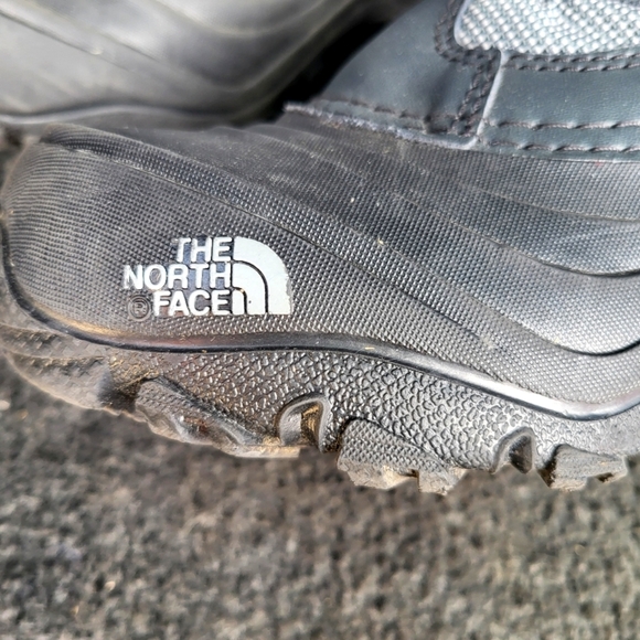 The North Face Blue and Gray Winter Boots sz 1 - Picture 3 of 9